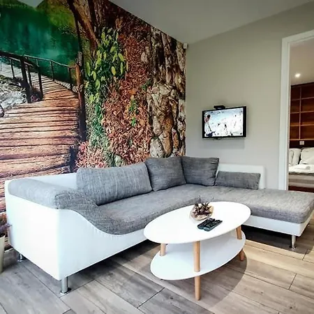Bungalovi Kljuc Lodge *