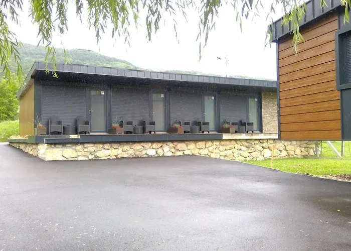 Lodge Bungalovi Kljuc