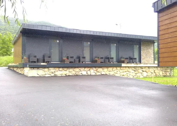 Lodge Bungalovi Kljuc Kljuc